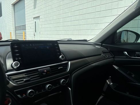Used 2021 Honda Accord LX image 14