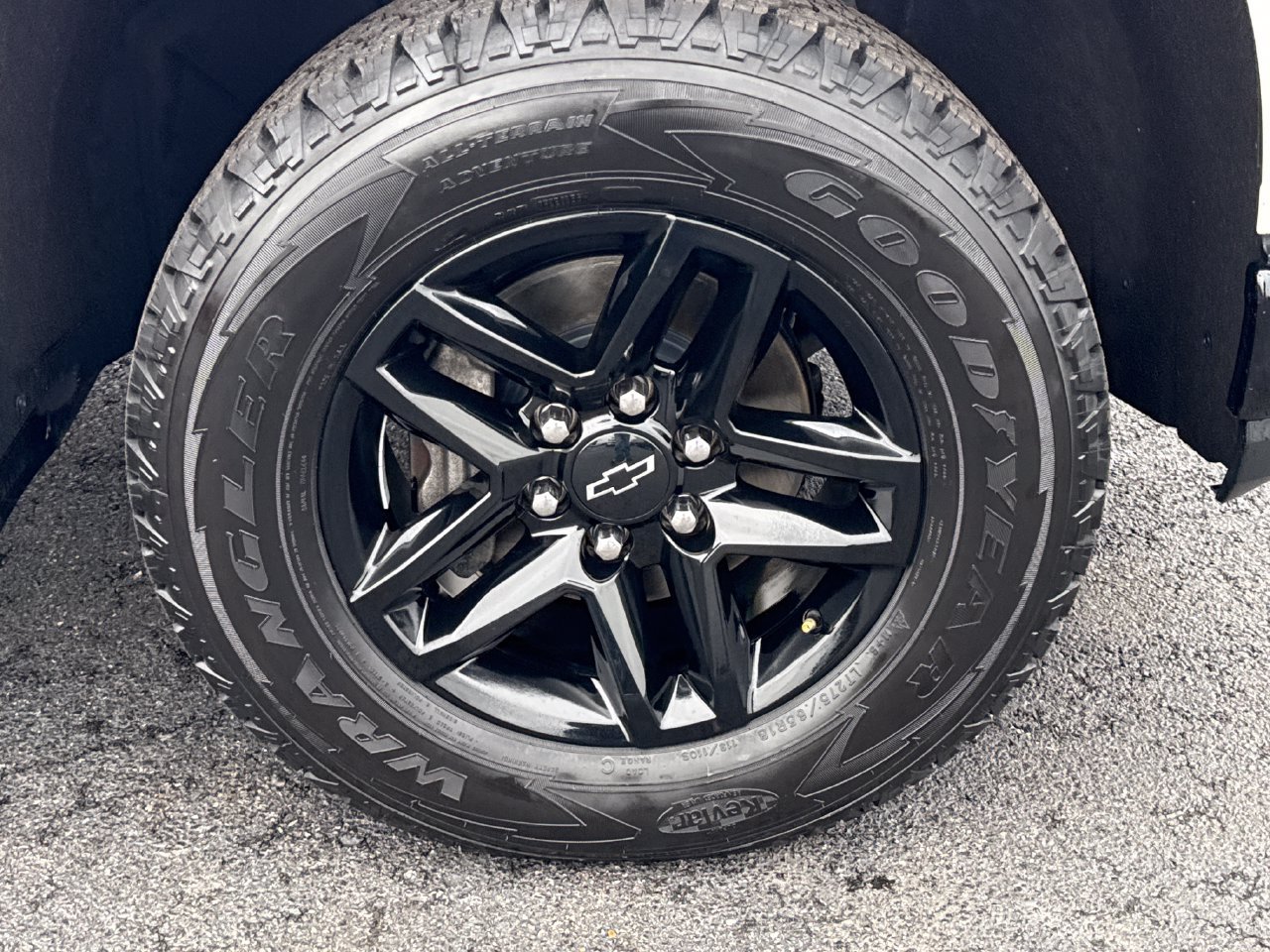Used 2021 Chevrolet Silverado 1500 LT Trail Boss w/ Convenience Package II AWD/4WD image 9