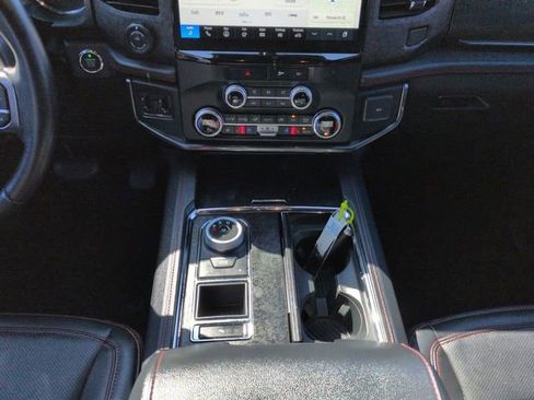 Certified 2023 Ford Expedition Limited image 20