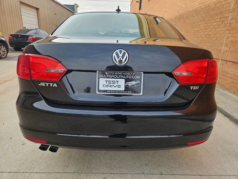 Used 2012 Volkswagen Jetta TDI image 5