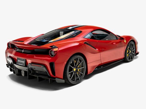 Used 2019 Ferrari 488 Pista Coupe RWD image 11