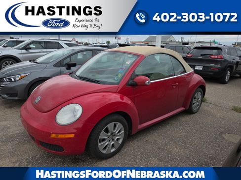 Used 2009 Volkswagen Beetle S FWD image 1