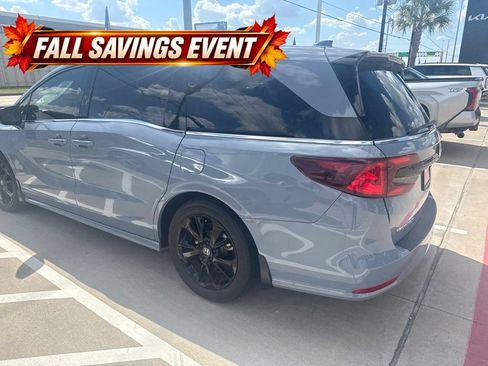 Used 2024 Honda Odyssey Sport image 14