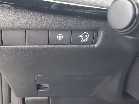Used 2026 Nissan Kicks SR FWD image 10