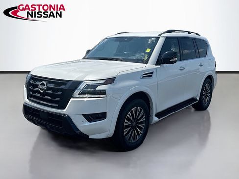 Used 2023 Nissan Armada SL w/ Midnight Edition Package RWD image 3