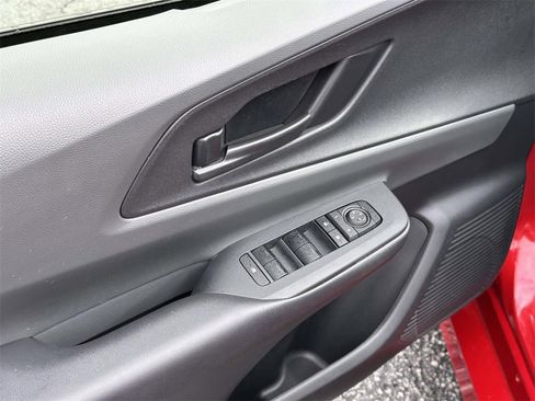 Used 2024 Toyota Prius LE image 18