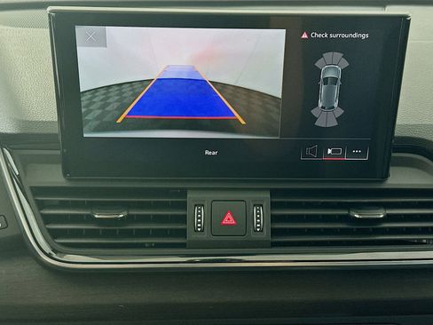 Used 2022 Audi Q5 2.0T Premium image 22