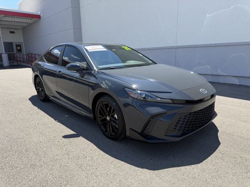 Certified 2025 Toyota Camry SE FWD image 2