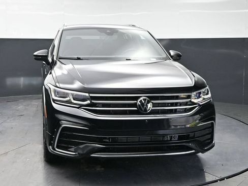 Used 2024 Volkswagen Tiguan SEL R-Line AWD/4WD image 2