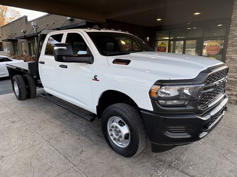 Used 2023 RAM 3500 Tradesman AWD/4WD image 6