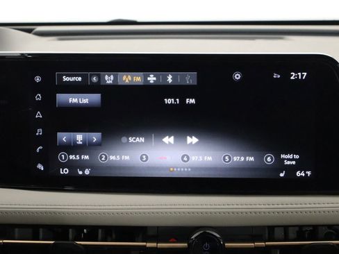 Used 2023 Nissan Ariya FWD image 27