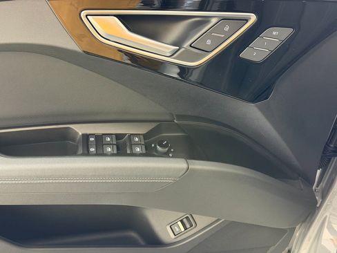 Used 2025 Audi Q4 e-tron Premium w/ Convenience Package RWD image 13