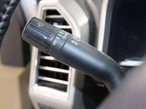 Used 2017 Ford F250 Lariat w/ Lariat Ultimate Package image 27