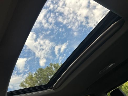 Used 2024 Chevrolet Silverado 1500 LT Trail Boss w/ Convenience Package II image 37