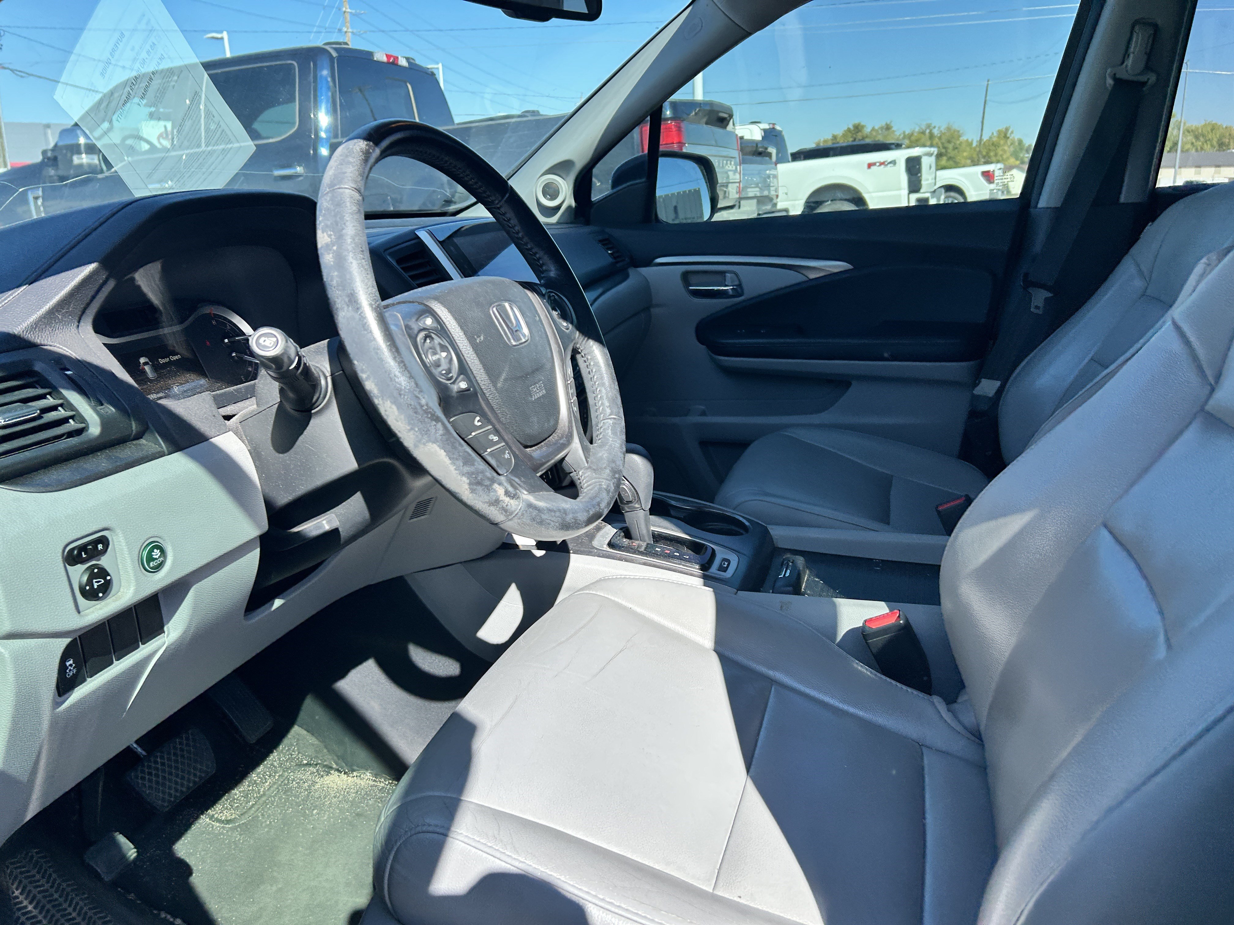 Used 2017 Honda Pilot EX-L image 10