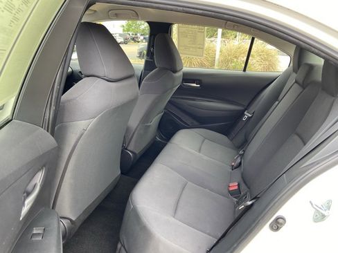 Used 2021 Toyota Corolla LE w/ LE Convenience Package image 48