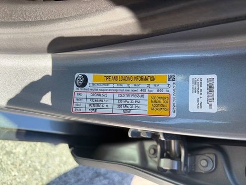 Used 2025 Chevrolet Malibu LT FWD image 30