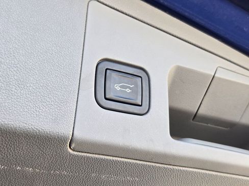 Certified 2023 Cadillac XT5 Premium Luxury image 31