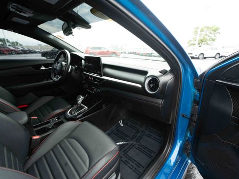 Used 2023 Kia Forte GT w/ GT2 Package FWD image 25