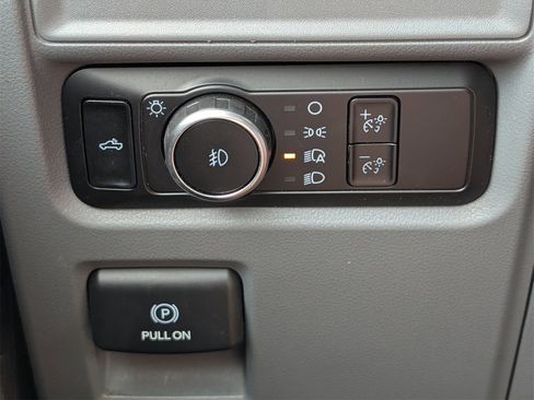 Used 2023 Ford F150 XLT image 22