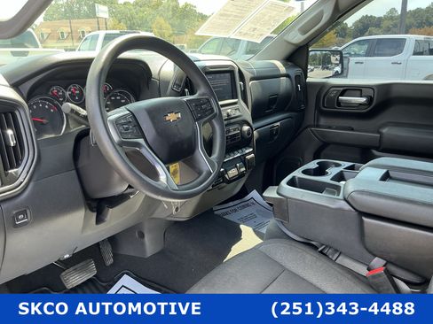 Used 2022 Chevrolet Silverado 1500 Custom w/ Safety Confidence Package RWD image 20