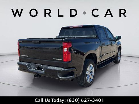 Used 2025 Chevrolet Silverado 1500 Custom image 17