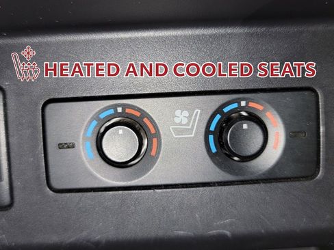 Used 2018 Toyota 4Runner Limited AWD/4WD image 26