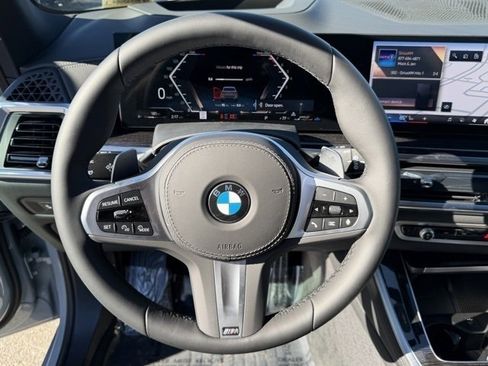 New 2026 BMW X5 sDrive40i w/ M Sport Package image 18