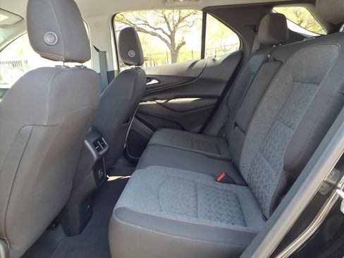 Used 2022 Chevrolet Equinox LT image 18