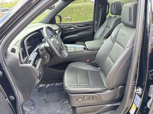 Certified 2023 Cadillac Escalade Sport AWD/4WD image 6