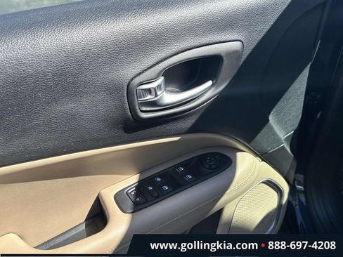 Used 2018 Jeep Compass Sport AWD/4WD image 16