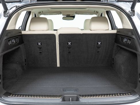 Used 2021 Buick Envision Essence w/ Technology Package I image 10