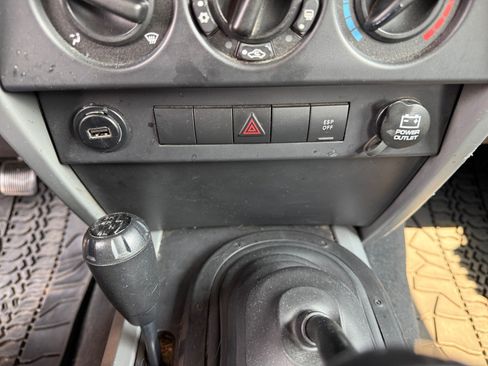 Used 2008 Jeep Wrangler X AWD/4WD image 29