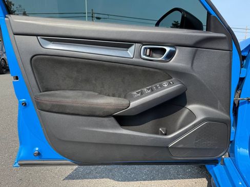 Used 2023 Honda Civic Type R image 19