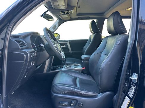 Used 2016 Toyota 4Runner Limited image 10