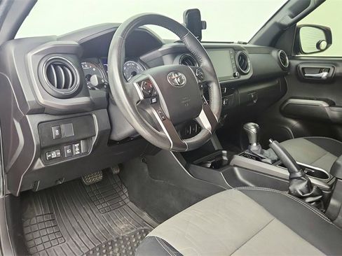 Used 2022 Toyota Tacoma SR5 image 14
