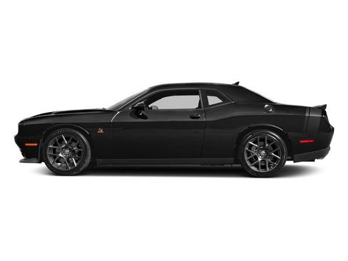 Used 2017 Dodge Challenger R/T Scat Pack RWD image 6