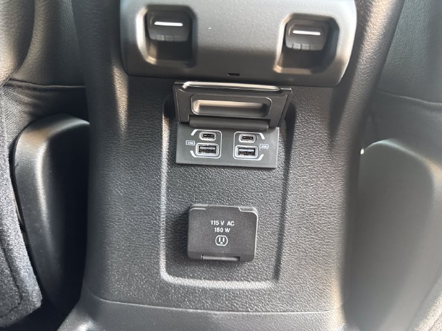 New 2027 Jeep Wrangler Unlimited Sahara AWD/4WD image 34