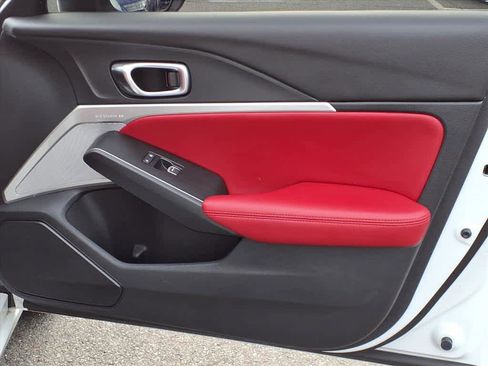 Used 2023 Acura Integra A-Spec image 9