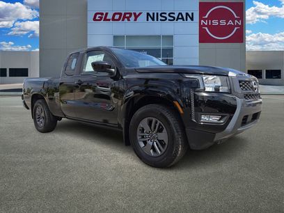 New 2025 Nissan Frontier SV w/ SV Convenience Package
