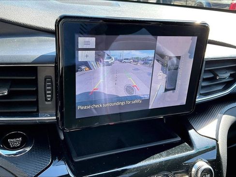 Used 2023 Ford Explorer ST-Line AWD/4WD image 20