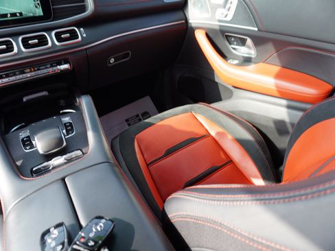 Used 2022 Mercedes-Benz GLE 53 AMG 4MATIC image 23