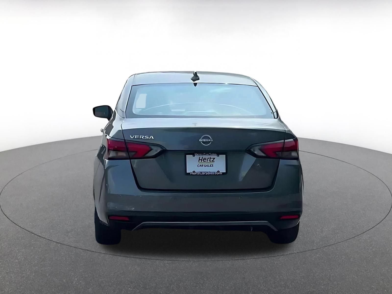 Used 2025 Nissan Versa SV FWD image 12
