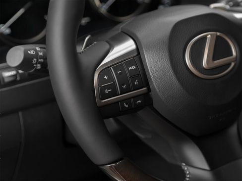 Used 2021 Lexus LX 570 4WD w/ Luxury Package image 56