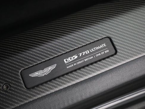 Used 2023 Aston Martin DBS Coupe RWD image 37