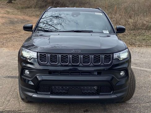 New 2026 Jeep Compass Latitude AWD/4WD image 2