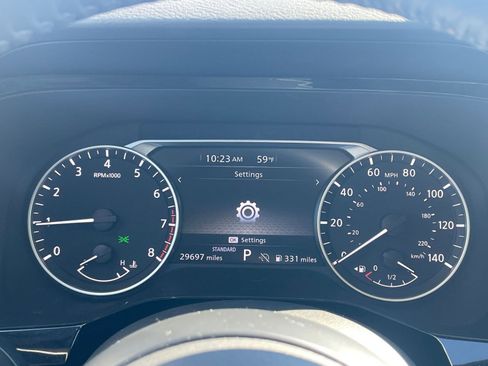 Used 2025 Nissan Pathfinder SV image 43