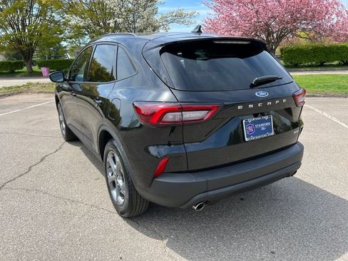 Used 2025 Ford Escape ST-Line Select AWD/4WD image 8