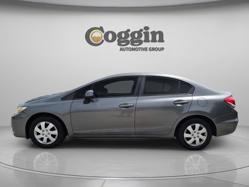 Used 2013 Honda Civic LX image 3