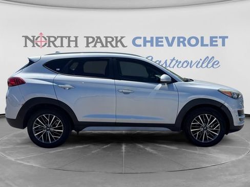 Used 2019 Hyundai Tucson SEL w/ Cargo Package FWD image 2